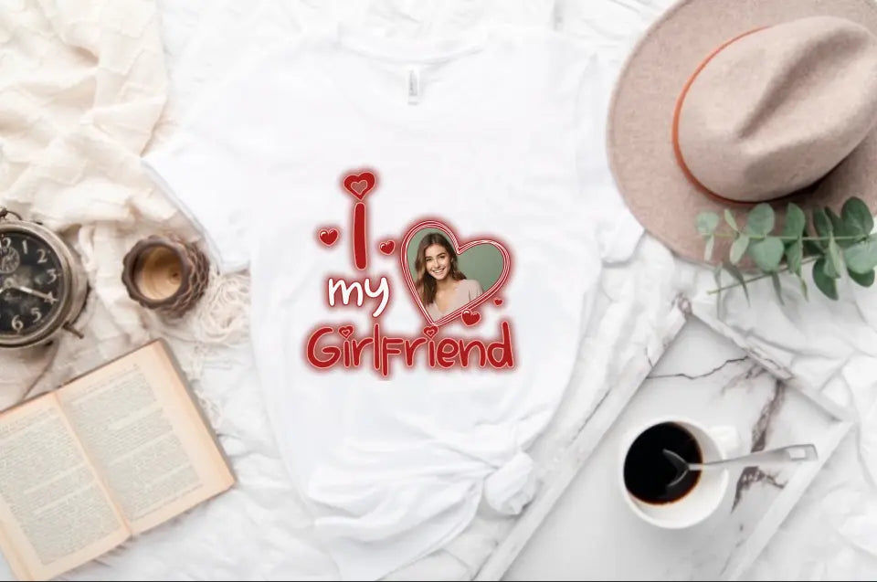 T-Shirt - I Love My Girlfriend