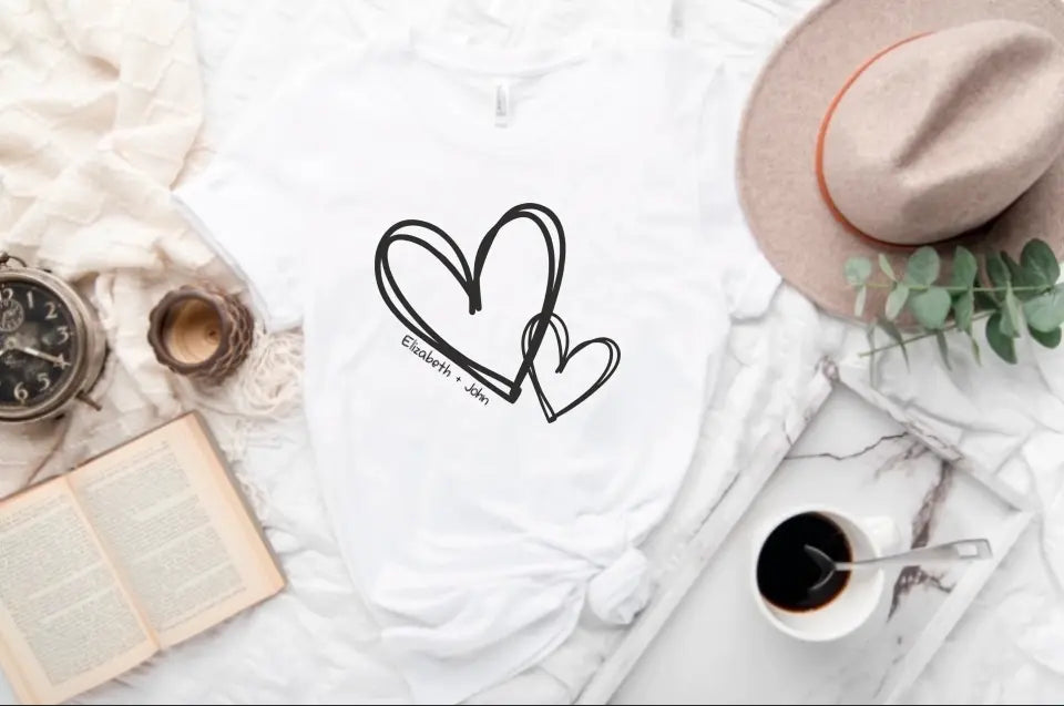 T-Shirt - In Love Hearts