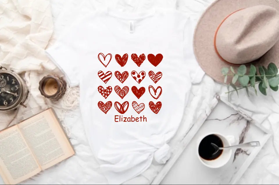 T-Shirt - Love Is In The Air