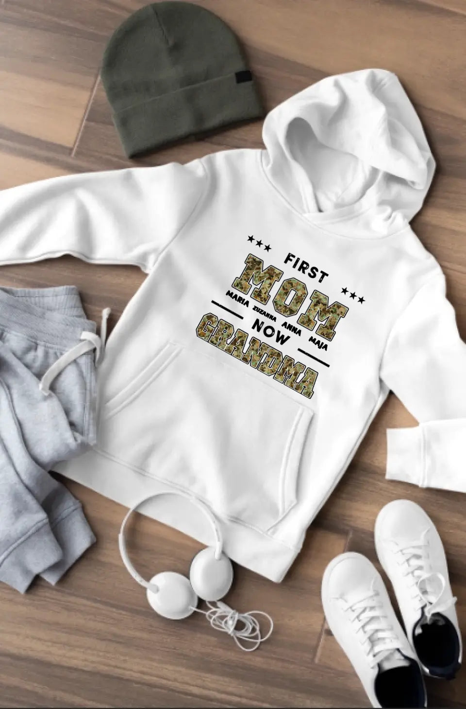 T-Shirt - First Mom Now Grandma